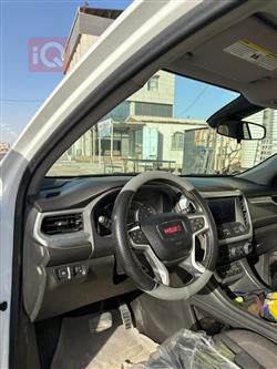 جي ام سي اكاديا